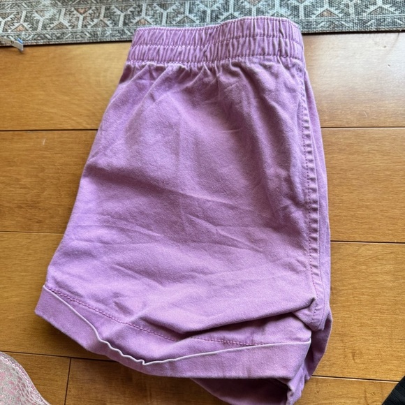 Old Navy Purple Cargo Shorts with Elastic Waistband - Picture 3 of 3